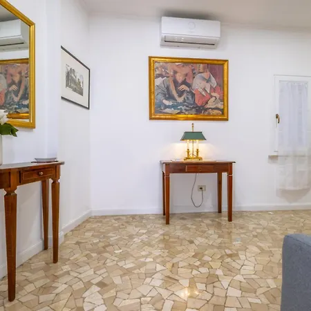 Pantheon Charming By Varental * روما