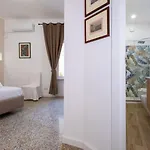 Pantheon Charming By Varental Apartmán *