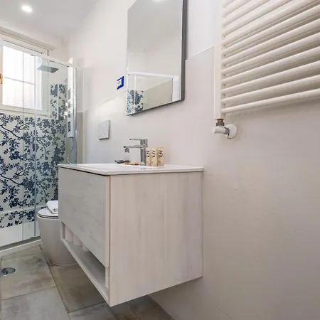 Pantheon Charming By Varental *